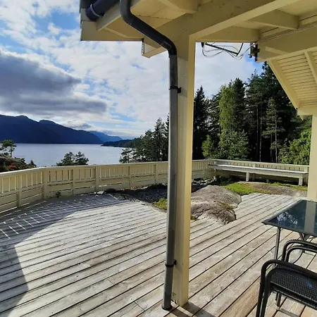 Cottage *